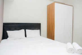 Comfy Studio at The Springlake Summarecon Apartment By Travelio